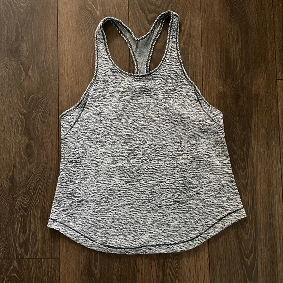 Lululemon Tank - Picture 2 of 4